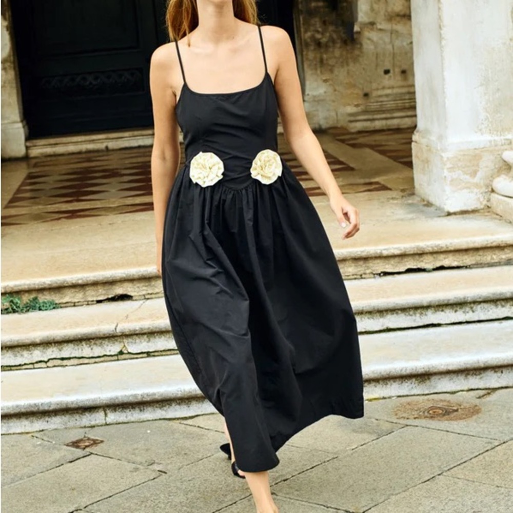 Ciao Lucia Neroni Dress in Black Rosette